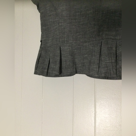 New, Iz Byer, Gray lined with black short-sleeved Blazer Jacket, Size: large. - Picture 3 of 3